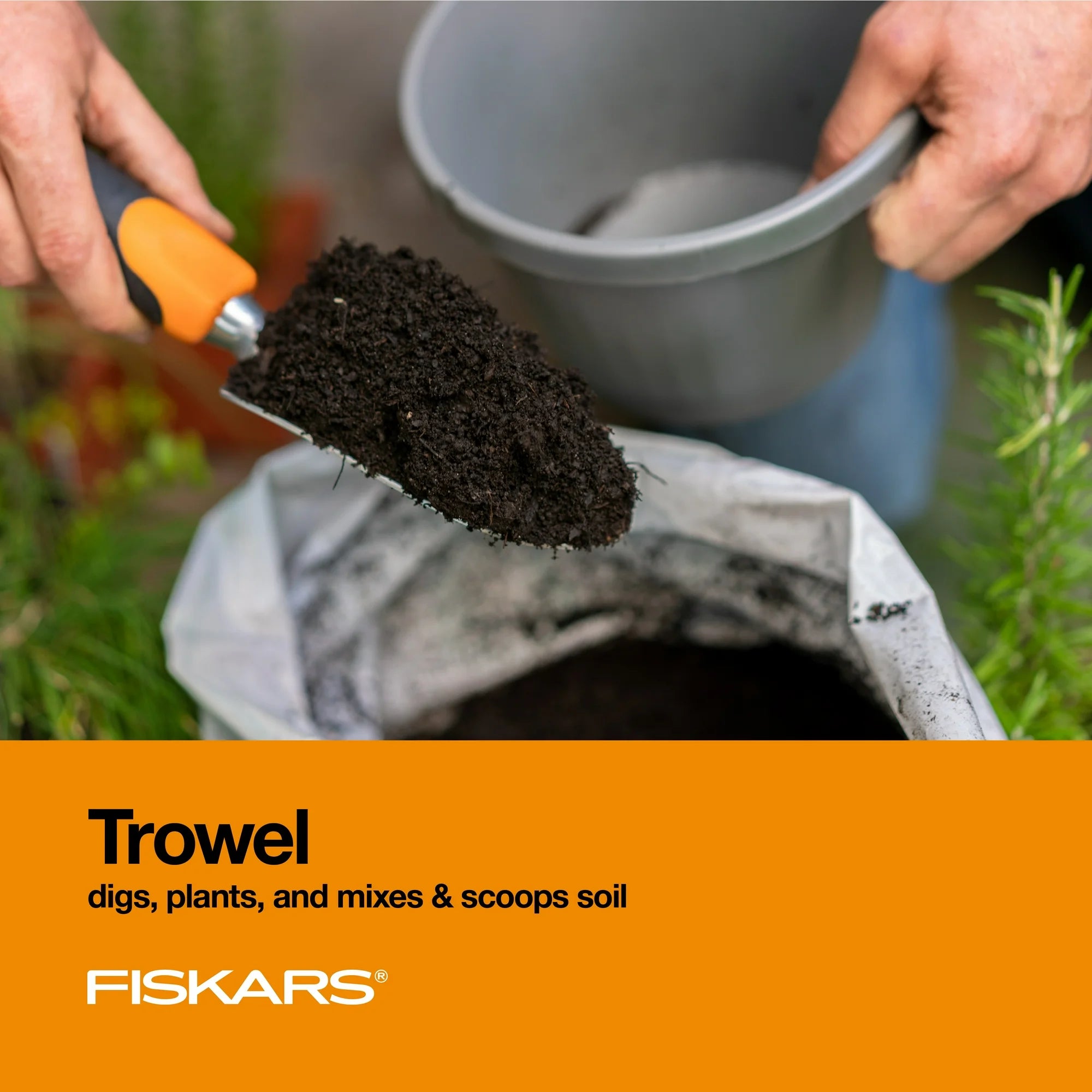 Fiskars 12.25″ Cast Aluminum Headboard, Ergo Flower Bed Throel, Includes Hanging Hole, Black and Orange